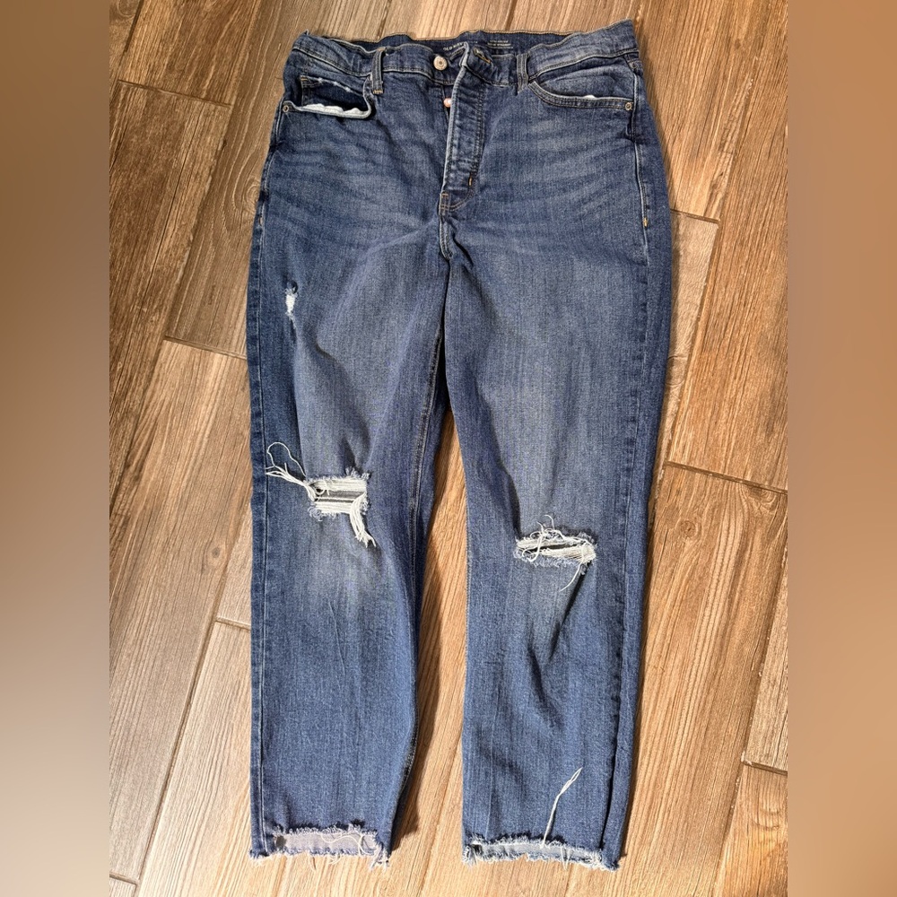 Old Navy Distressed Sky High Straight size 14